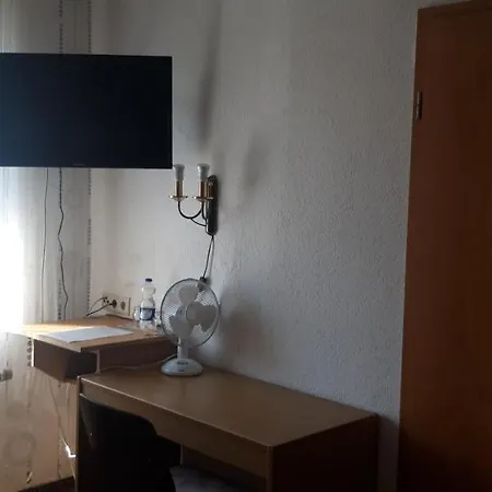 Landgasthof Zum Ring Han/Misafirhane 3*