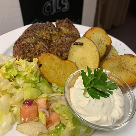 Han/Misafirhane Landgasthof Zum Ring 3*