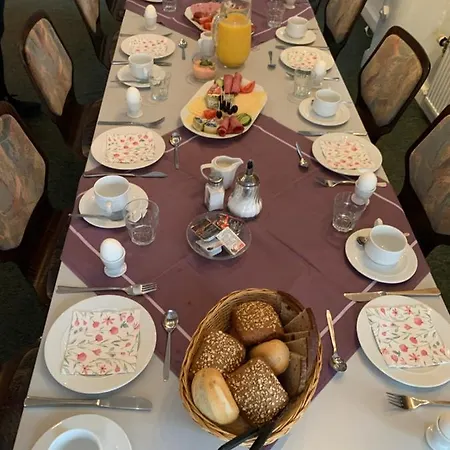 Landgasthof Zum Ring Han/Misafirhane 3*