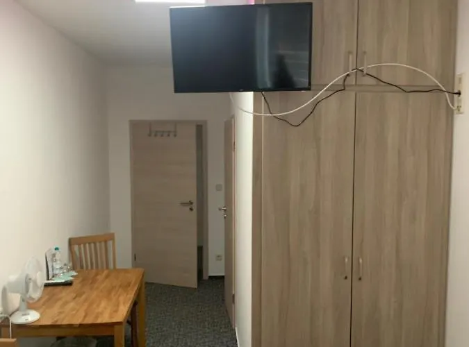 Landgasthof Zum Ring Мини-отель 3*